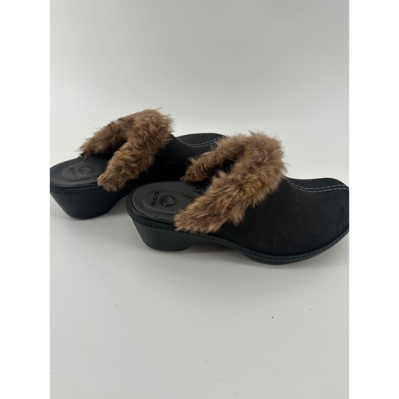 CROCS Shoes - Crocs Womens Black‎ Suede Faux Fur Trim Wedge Clogs Mules Size 8